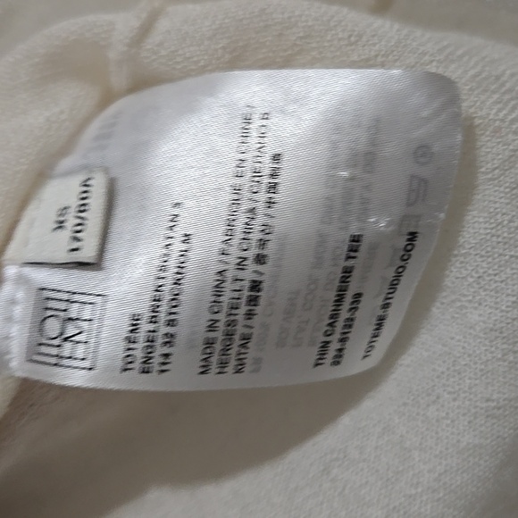 Toteme Thin 100% Cashmere T-Shirt in Bone Sz XS NWT - Picture 7 of 11